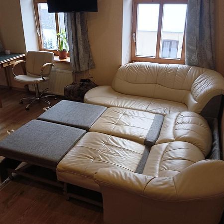 Ainas Flat Appartement Saldus Buitenkant foto