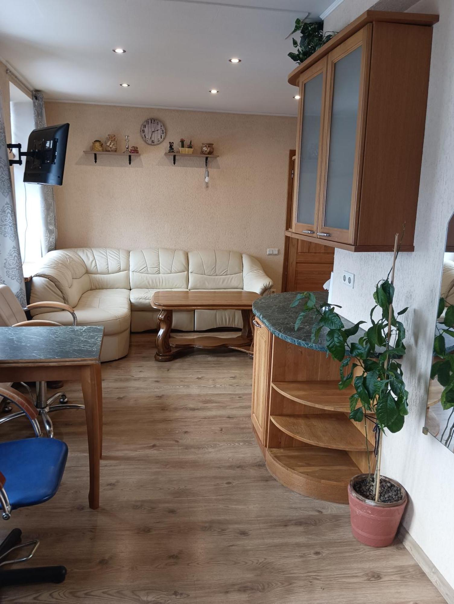 Ainas Flat Appartement Saldus Buitenkant foto